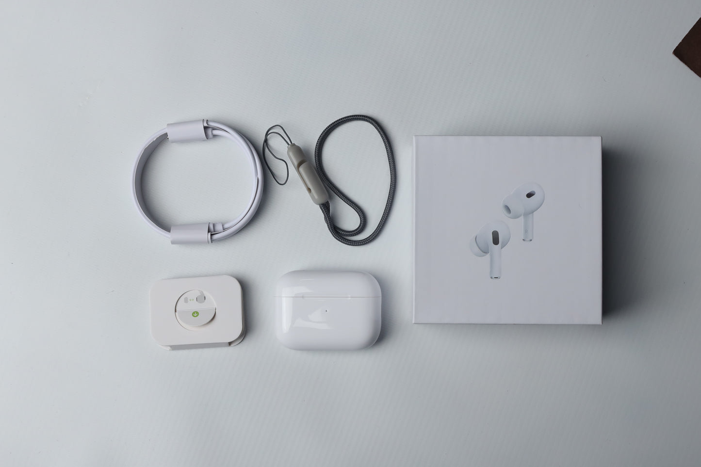 Air pods pro 2nd gen white color with wireless charging